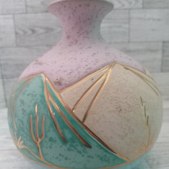 Rainbow Way Ltd Other - Native American pottery home decor accent piece- Rainbow Way Ltd